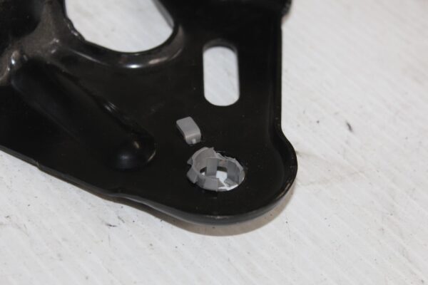 Mercedes Benz W205 Sedan Centre Right Rear Seat Hinge A2059200324