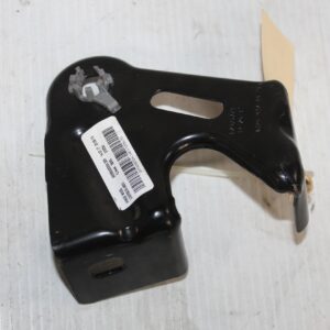 Mercedes Benz W205 Sedan Centre Right Rear Seat Hinge A2059200324 - Image 9