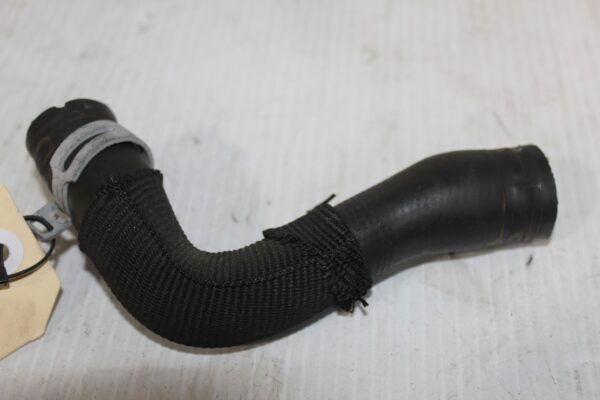Mercedes Benz W177 A250 Engine Coolant Hose Pipe A2602032400, A2602033300