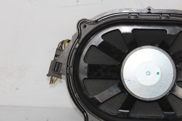Mercedes Benz W204 C63 AMG Rear Parcel Shelf Speaker Right A2048205702