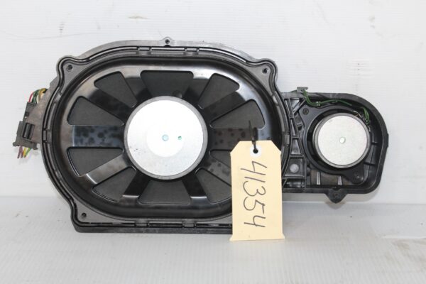 Mercedes Benz W204 C63 AMG Rear Parcel Shelf Speaker Right A2048205702