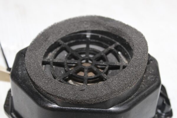 Mercedes Benz W204 C Class Rear Parcel Shelf Speaker LEFT A2048205802