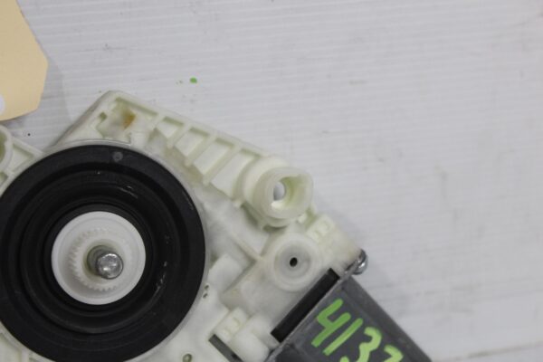 Mercedes Benz W205 W253 W213 C GCL E Class Window Regulator Motor A2139069501