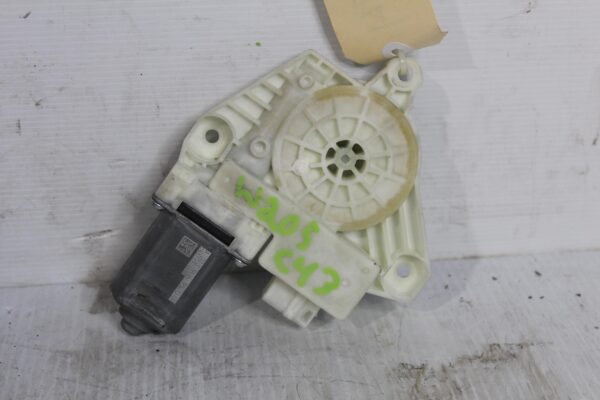 Mercedes Benz W205 W253 W213 C GCL E Class Window Regulator Motor A2139069501