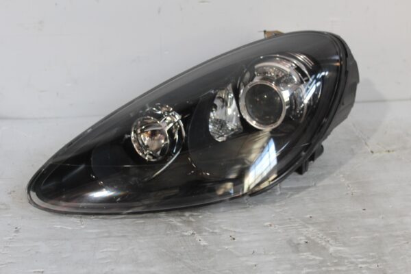 Porsche 958 92A Cayenne GTS Left Headlight Headlamp 95863128300, 7P5941029AJ