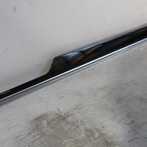 Porsche 95B Macan Front Left Door Card Trim Moulding GLOSS BLACK 95B867409D - Image 5
