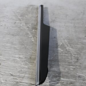 Porsche 95B Macan Front Left Door Card Trim Moulding GLOSS BLACK 95B867409D - Image 9