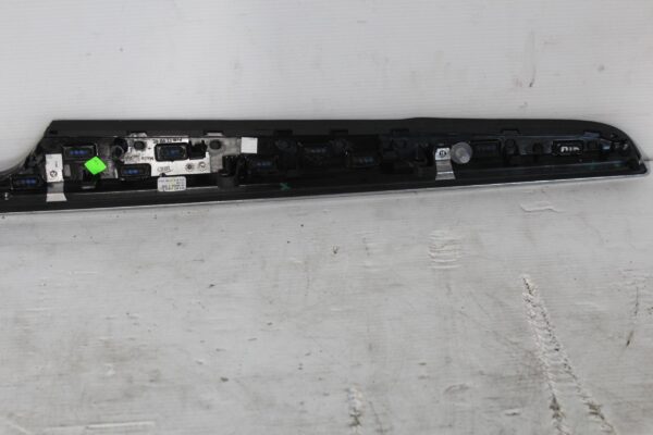 Porsche 95B Macan Front Right Door Card Trim Moulding GLOSS BLACK 95B867410D