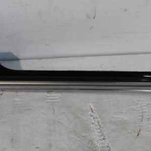 Porsche 95B Macan Front Right Door Card Trim Moulding GLOSS BLACK 95B867410D - Image 5