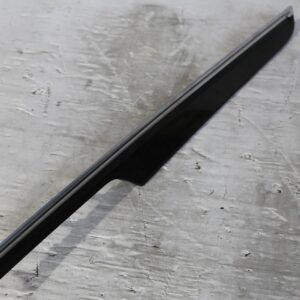 Porsche 95B Macan Front Right Door Card Trim Moulding GLOSS BLACK 95B867410D - Image 8