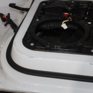 Porsche Cayenne 92A 958 Front Right Drivers Door WHITE - Image 3