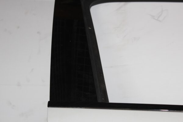 Porsche Cayenne 92A 958 Front Right Drivers Door WHITE