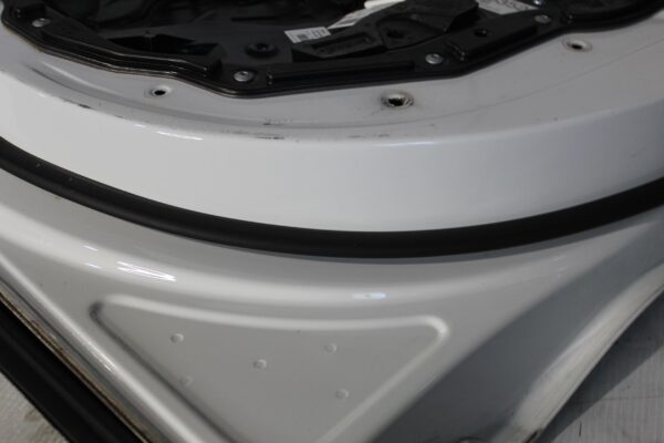 Porsche Cayenne 92A 958 Front Right Drivers Door WHITE