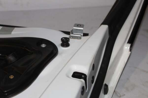 Porsche Cayenne 92A 958 Front Right Drivers Door WHITE