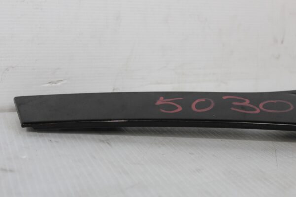 Porsche Cayenne Rear Right Door Window Strip 7P5853590RH