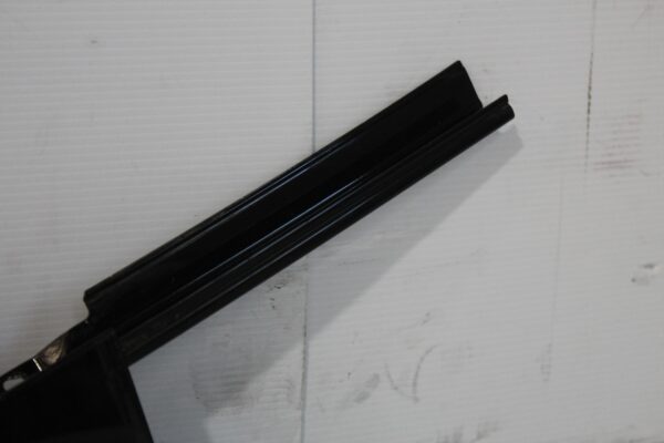 Porsche Cayenne Rear Right Door Window Strip 7P5853590RH
