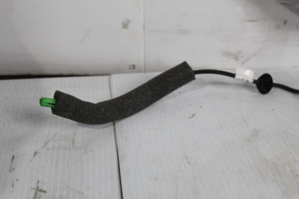 Range Rover Sport L494 Right Tailgate Close Sensor Moulding LR056951, LR139421