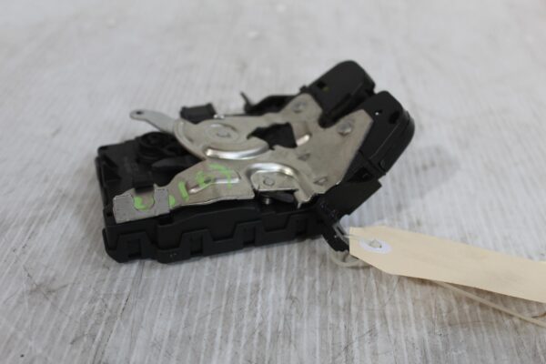 Range Rover Sport L494 Tailgate Lock Latch LR048039, LR139929