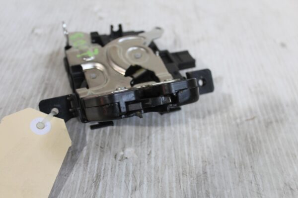 Range Rover Sport L494 Tailgate Lock Latch LR048039, LR139929