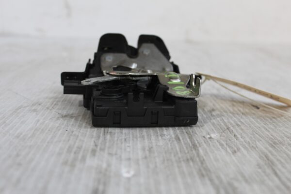 Range Rover Sport L494 Tailgate Lock Latch LR048039, LR139929