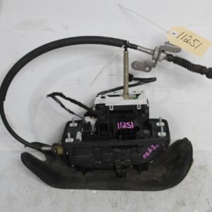 Audi 8R Q5 SQ5 Gear Shift Selector Lever Mechanism 8R2713041M, 8R2713105B