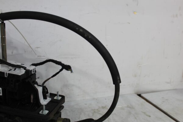 Audi 8R Q5 SQ5 Gear Shift Selector Lever Mechanism 8R2713041M, 8R2713105B
