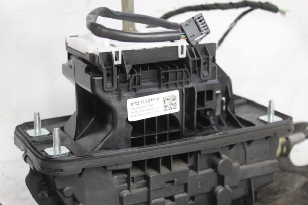Audi 8R Q5 SQ5 Gear Shift Selector Lever Mechanism 8R2713041M, 8R2713105B