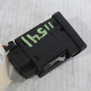 Audi 8R Q5 SQ5 Emergency Hazard Light Switch Button 8R2941509 - Image 4