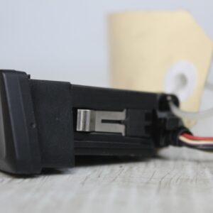 Audi 8R Q5 SQ5 Emergency Hazard Light Switch Button 8R2941509 - Image 7