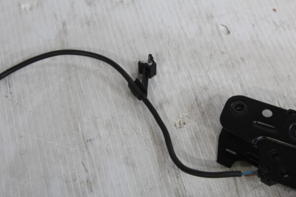Audi 8R Q5 SQ5 Hood Latch Lock Release 8K0823509F, 8K0823509G