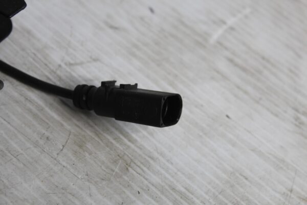 Audi 8R Q5 SQ5 Hood Latch Lock Release 8K0823509F, 8K0823509G