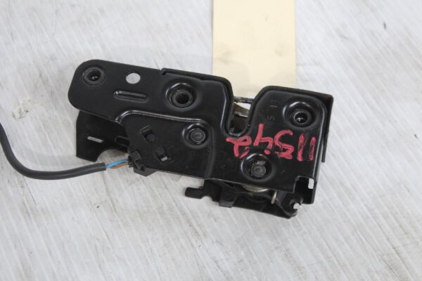 Audi 8R Q5 SQ5 Hood Latch Lock Release 8K0823509F, 8K0823509G
