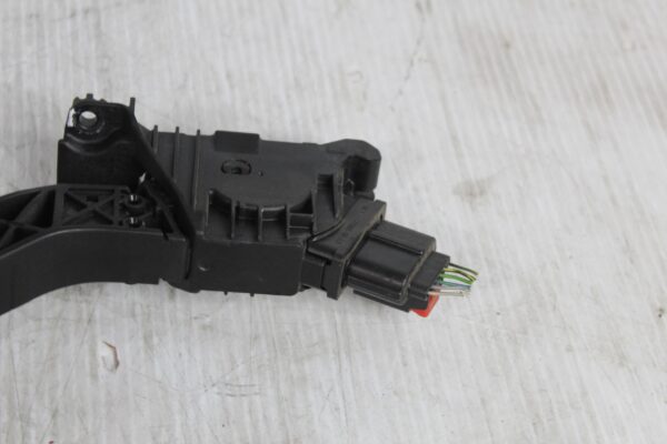 Audi 8V A3 S3 RS3 Accelerator Pedal With Electric Module 5Q2723503D, 5Q2723503F
