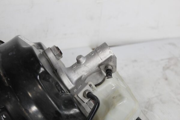 Audi 8R Q5 SQ5 Power Brake Booster w Reservoir 8R0612103H, 8K0611301A