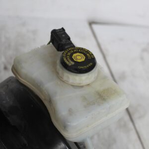 Audi 8R Q5 SQ5 Power Brake Booster w Reservoir 8R0612103H, 8K0611301A - Image 10
