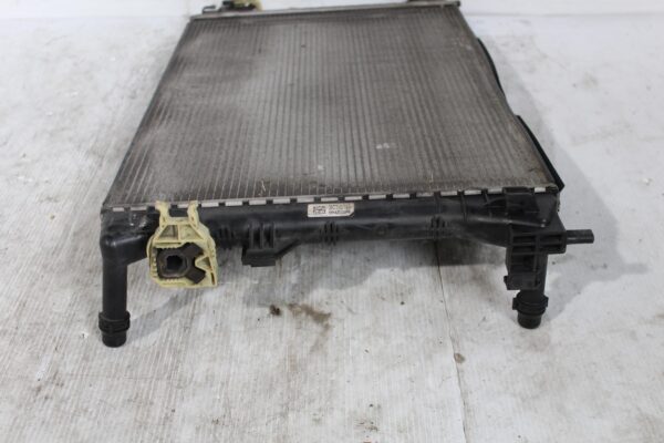 Volkswagen MK7 Golf Auxiliary Secondary Radiator Cooler 5Q0121253GG, 5Q0121253H