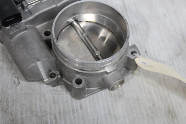 Audi 8V RS3 RSQ3 TTRS Throttle Body Control Valve 079133062G, 07K133062H