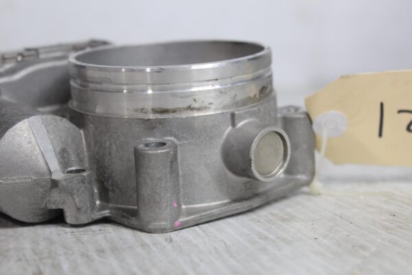 Audi 8V RS3 RSQ3 TTRS Throttle Body Control Valve 079133062G, 07K133062H