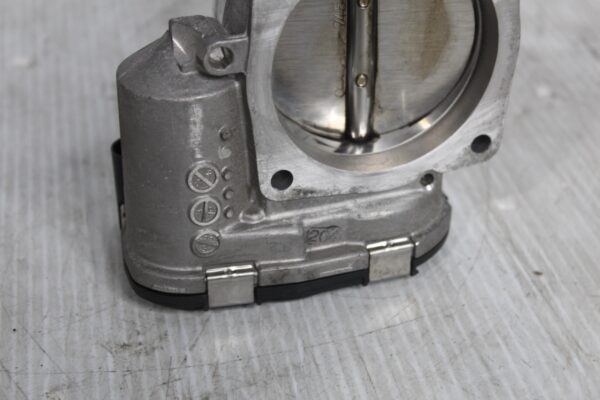 Audi 8V RS3 RSQ3 TTRS Throttle Body Control Valve 079133062G, 07K133062H
