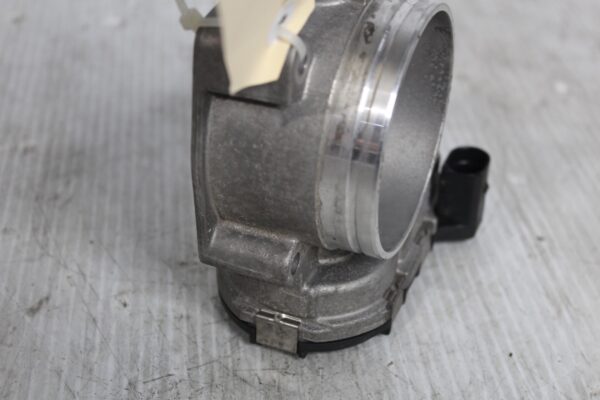 Audi 8V RS3 RSQ3 TTRS Throttle Body Control Valve 079133062G, 07K133062H
