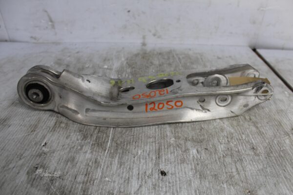 Audi FY Q5 SQ5 Rear Left Lower Control Arm 80A505311B, 80A505311A