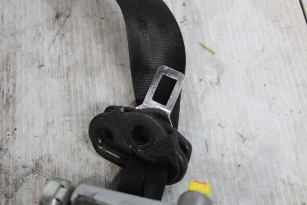 Audi 8R Q5 SQ5 Front Right Driver Seatbelt And Tensioner 8R1857706N