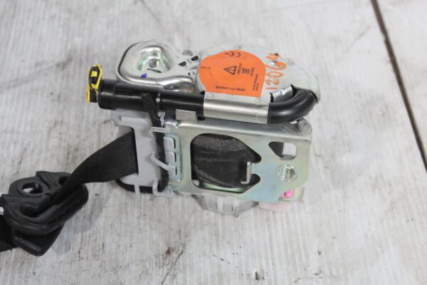 Audi 8R Q5 SQ5 Front Right Driver Seatbelt And Tensioner 8R1857706N
