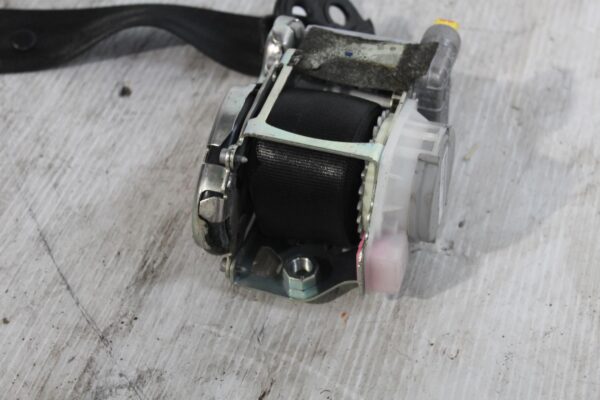 Audi 8R Q5 SQ5 Front Right Driver Seatbelt And Tensioner 8R1857706N