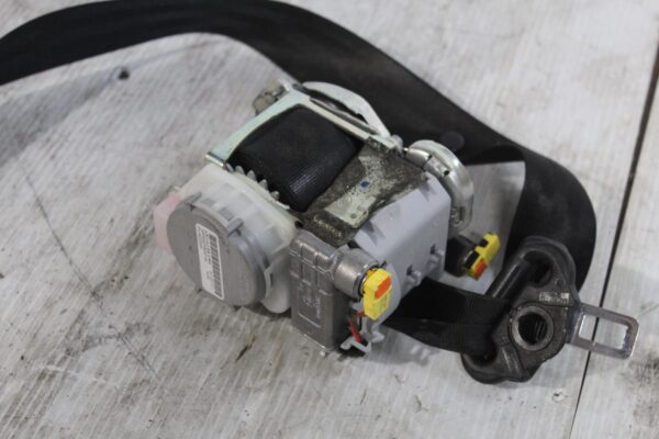 Audi 8R Q5 SQ5 Front Right Driver Seatbelt And Tensioner 8R1857706N