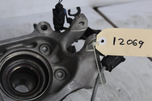 Audi Fy Q5 SQ5 Rear Right Knuckle Wheel Hub Carrier 80A505432G, 80A505436J