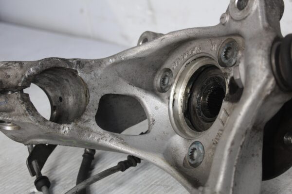 Audi 8V RS3 Front Left Wheel Knuckle Hub Carrier 8V0407253A, 8V0407257A