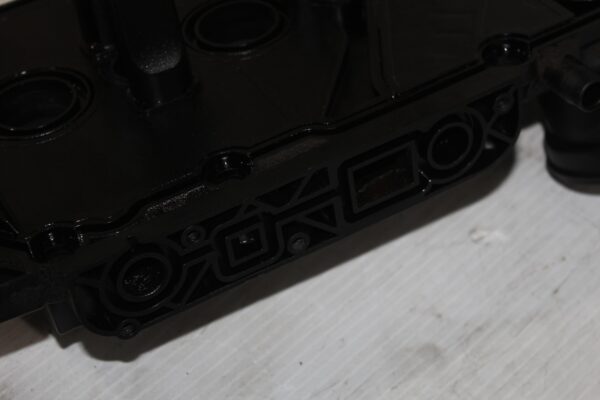 Volkswagen MK6 Golf Engine Valve Cylinder Cover 06F103469K
