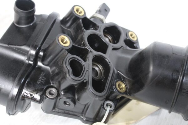Volkswagen MK6 Golf Oil Filter Housing Bracket 06F115397H, 06F115397L