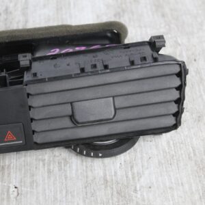 Volkswagen MK7 Golf TSI GTI R Center Dash Vent Hazard Switch 5G2815736D - Image 2